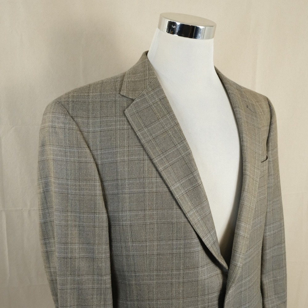 Hart Schaffner Marx 44R Sport Coat 10% Wool Beige Plaid Two Button Lined Vented
